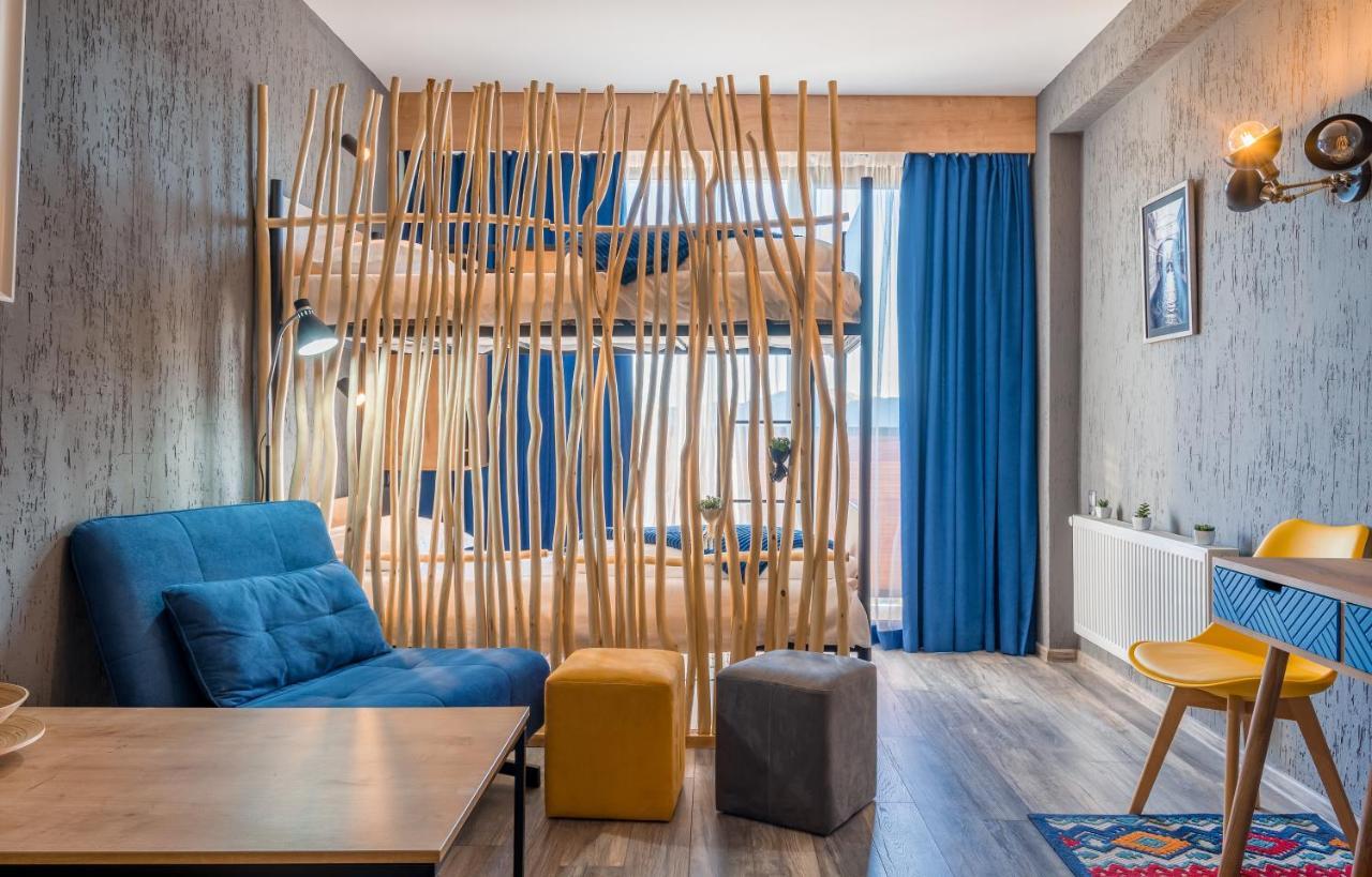 Touch The Mountains, Twins Hotel, New Goedaoeri Buitenkant foto